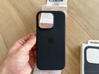 originální Apple silikonový obal pro iPhone 16 Pro černý - 2