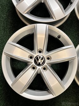 5x112 R16 Originál VW T-Roc / Corvara - jako nové - ET 43 - 2