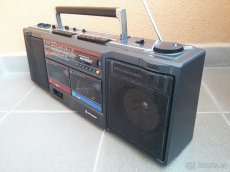 STEREO RADIO CASSETTE RECORDER HITACHI TRK-WP7E. - 2