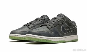 NIKE DUNK LOW SE - 2