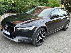 V90 Cross Country,CC,nafta D5 173kW,AWD,2021,47000km,masáž - 2