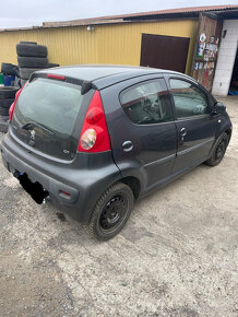 Peugeot 107 1,0 benín - 2