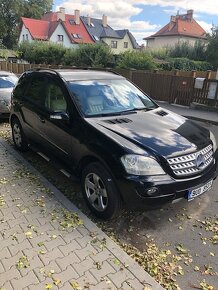 Mercedes ML 350i, LPG, rok 2006 - 2