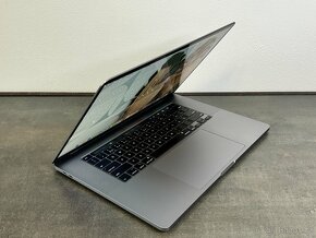 MacBook Pro 16" 2019 i9 / 64GB RAM / 1TB SSD / SG - 2