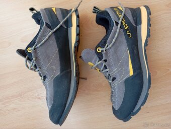 La SPORTIVA vel:44.5 - 2