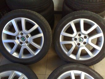 alu kola 5x112 r17 original škoda yeti 225/50/17 - 2