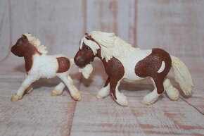 Rodiny koní Schleich I - 2