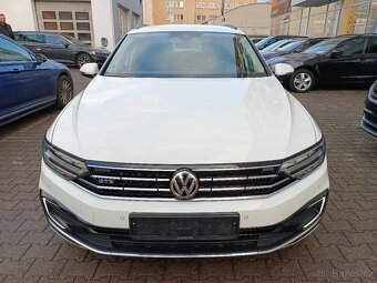 VW Passat GTE 1.4 eTSI 160kW DSG Full LED ACC ERGO Navi DAB - 2