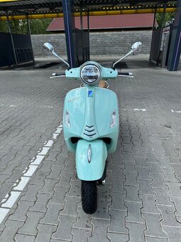 Piaggio Vespa GTS 125 - 2