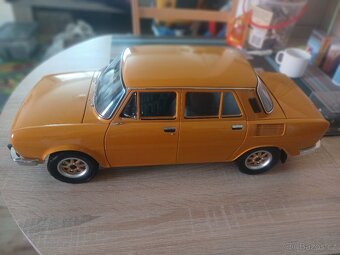 Skoda 100L 1:8 deagostini - 2