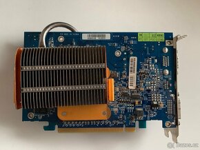 Gigabyte ATI Radeon X1600 Pro 256MB GDDR2 Silent2 pasivní - 2