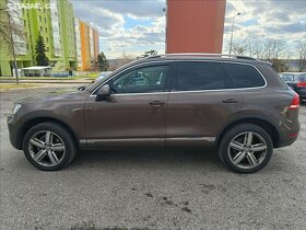 VW Touareg V8 4.2 TDI  SLEVA - 2