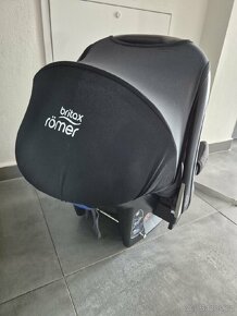 Autosedačka Britax Römer s Isofix zakladnou - 2