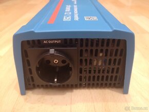 Victron phoenix 12V/250VA - 2