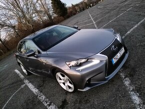 Lexus is300h f-sport r.v.2013 164kw hybrid - 2