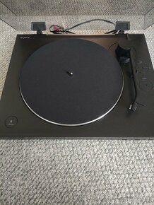 Gramofon Sony - 2