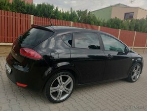 Seat Leon 2.0TFSi 155kW Automat F1 - 2