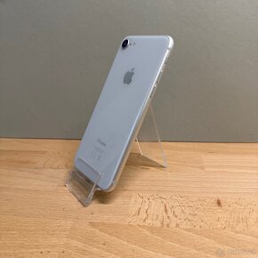 iPhone 8 64GB, bílý (rok záruka) - 2