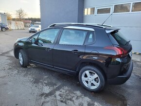 PEUGEOT 2008 1.2i, r.19, 1. majitel, ČR, jen servis PEUGEOT - 2