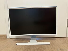 Samsung LS24E391 - 2