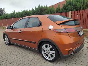 Honda Civic 2.2 i-CDTi 103kW Executive - 2