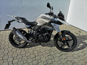 BMW G 310GS , r.v.04/2022, nové v ČR, najeto pouze 6.539 km - 2