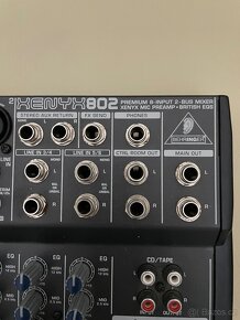 Behringer Xenyx 802 - 2