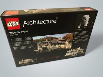 LEGO Architecture 21017 Imperial Hotel - 2