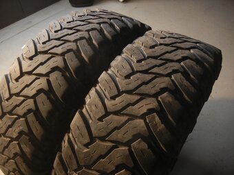 Letní pneu Cooper 245/70R17 - 2