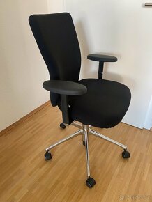 Kancelářská židle - Vitra T-chair PC 17 600,- - 2