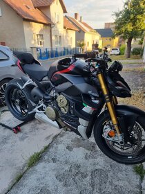 Ducati Streetfighter V4S - 2