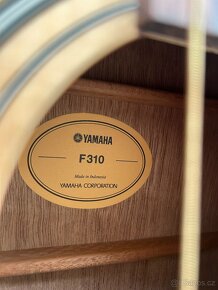 Akustická kytara Yamaha F310 včetně obalu Ritter - 2