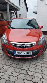 Prodám Opel Corsa D, r.v. 2012, POUZE 38.000 km - 2