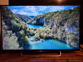 Sony Bravia KDL - 42W829B - 2