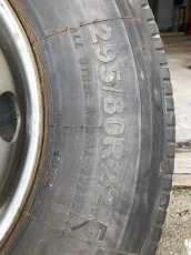 Nákladní 295 / 80 R 22.5 - 2