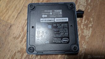 Intel NUC 7CJYH - 2