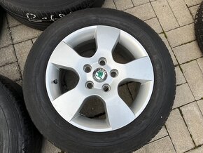 4x alu disky 5x112 R15, letní pneu - 2