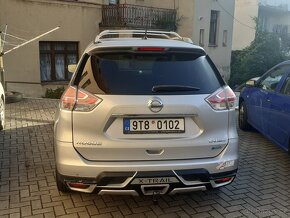 Nissan rogue 2,5 L plyn - 2