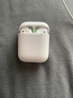 Apple AirPods 2019 - 2