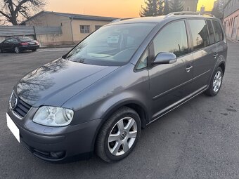 VOLKSWAGEN TOURAN 2.0 TDi MODEL 2005 MOŽNO NA SPLÁTKY - 2