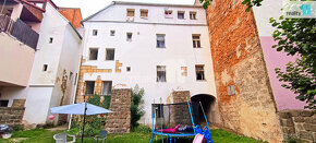 Unikátní historický dům se 5 byty v centru obce, Jiráskova u - 2