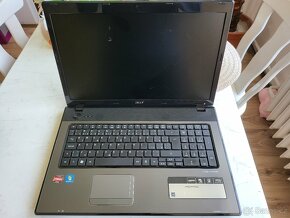 Acer Aspire 7551G - 2