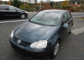 Volkswagen Golf 1,4 16 V 55 kW Serviska benzín automat - 2