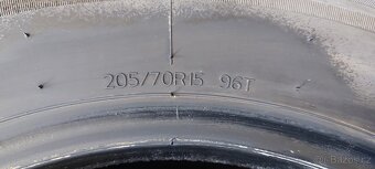 Celoroční pneu 205/70R15 Hankook - 2