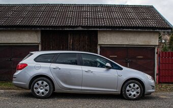 Opel Astra Sport Tourer ST 1.7CDTi ECOTEC 81kW M6 - 2