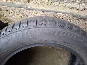 Zimní pneu 205/55/16 2xBridgestone, 2xFirestone - 2