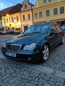 Mercedes-Benz W203 C200, bez DPF 2.2 CDI, Avantgarde - 2