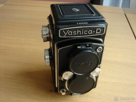 YASHICA-D - 2