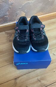 Dívčí (běžecké) boty Asics - 2