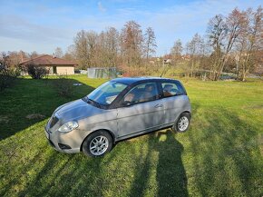 Lancia Y benzín 1,4 8V 57kw 2009 - 2